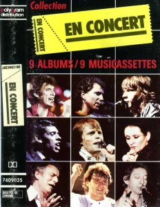 Le "En concert" de la treanche de la jaquette est sur fond blanc.