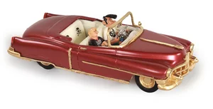 La cadillac à l'échelle 1/18 est en métal polychrome.
L : 29 cm, l : 10 cm, H : 8 cm et poids 4,635 kg.
Le projet de développement abandonné car trop coûteux.