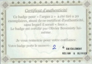 Le certificat d'authenticité du badge.