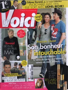 19 au 25 novembre 2011,
"Voici n°1254",
Renaud : "De plus en plus seul...",
1 page.